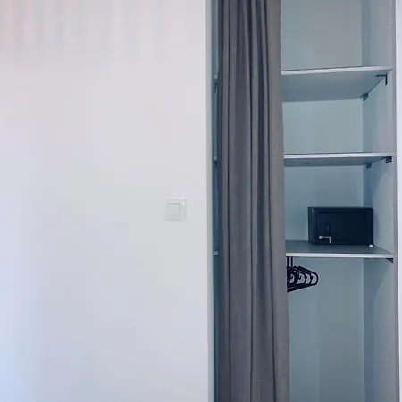 La Revolution Apartmán