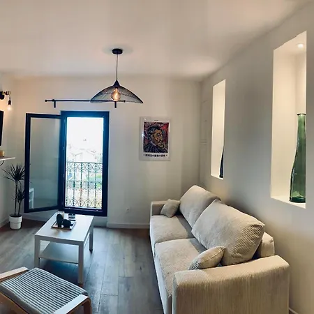 Apartment La Revolution *