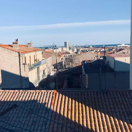 La Revolution Apartmán Sète