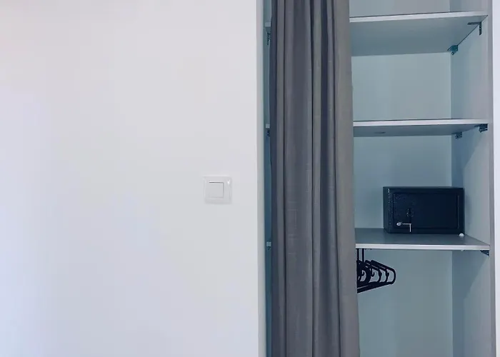 La Revolution Апартаменты