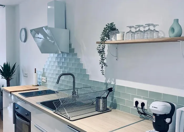 La Revolution Апартаменты Сет